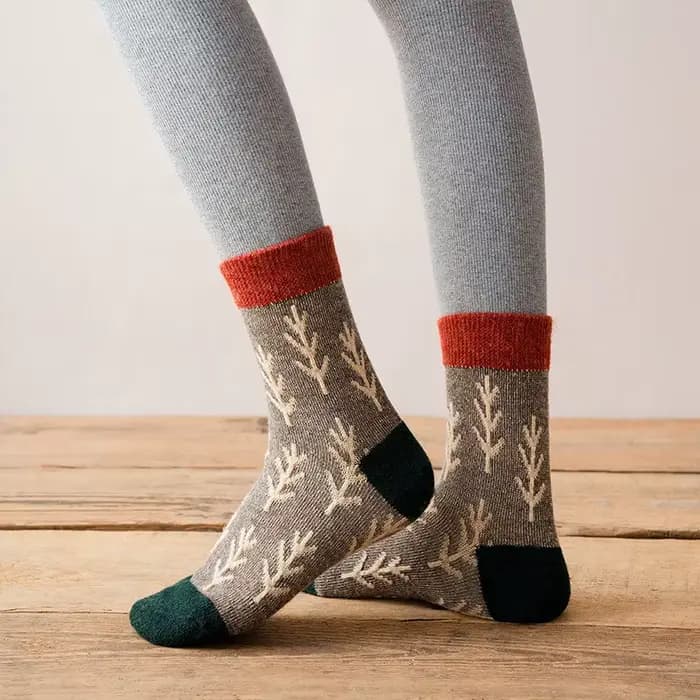 Chaussettes en laine rétro de style coréen pour femmes