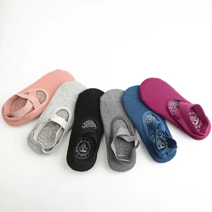 Chaussettes de Yoga avec bretelles croisées