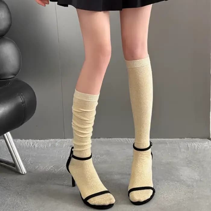Chaussettes hautes pour femmes