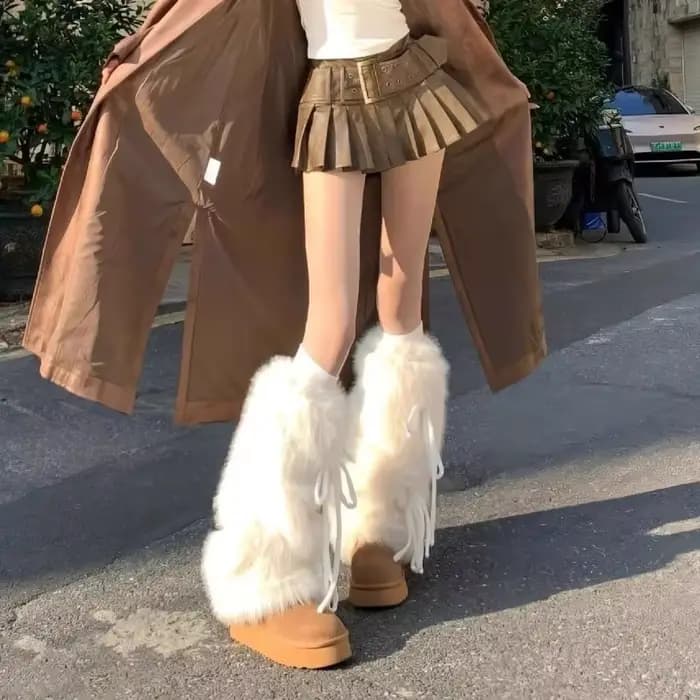 Guêtres en fausse fourrure blanche, couvre-bottes, style Y2K gothique, chaussettes unies, chaussettes punk mi-longues, chaussettes chaudes tendance