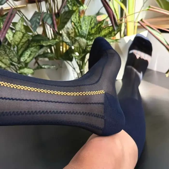 Chaussettes habillées montantes pour hommes, longues, douces, élastiques, en nylon, pour toutes les saisons, couleur unie, pour affaires et soirées