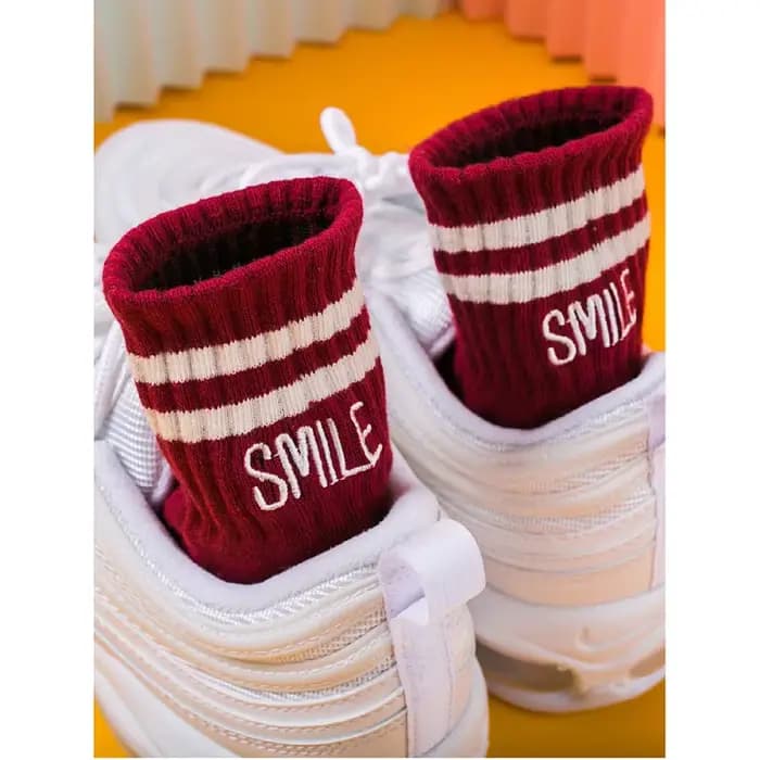 Chaussette femme broderie lettre sourire rayures Skateboard chaussettes dame coton Harajuku rayé Sox Kawaii Meias pour les filles Calcetines