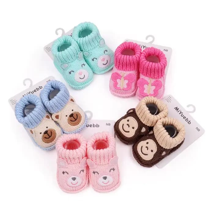 Mignon dessin animé tricot Crochet bébé chaussons nouveau-né chaussettes chaussures faites à la main infantile chaud premiers marcheurs