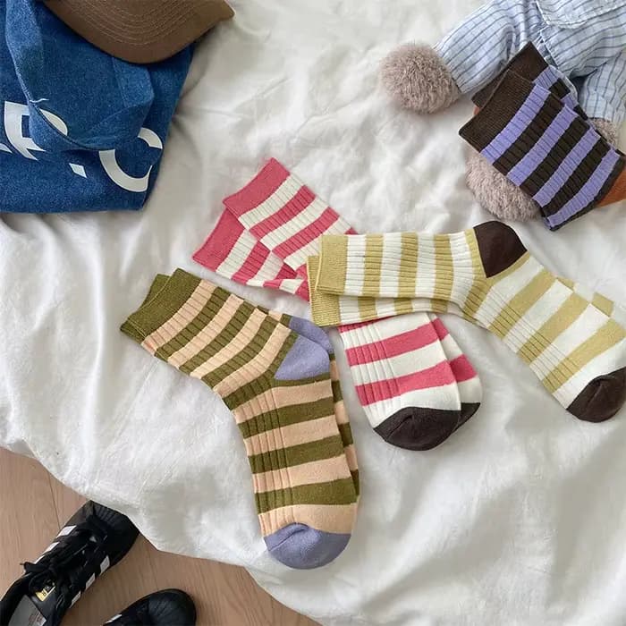 Chaussettes pour femmes, style coréen Harajuku, automne, printemps, hiver, sport de rue, rayures en coton, chaussettes mi-tube décontractées pour skateboard, cadeau pour filles