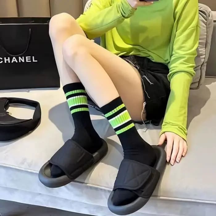 10/20 paires femmes coloré rayé femmes chaussettes de sport à la mode Simple couleur correspondant doux confortable toutes saisons chaussettes décontractées
