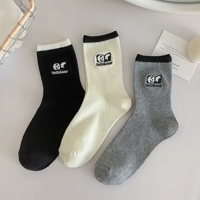 Chaussettes pour femmes, style simple, printemps-été, douces, respirantes, mi-hautes, broderie Kawaii Panda, coton peigné, chaussettes fines décontractées simples