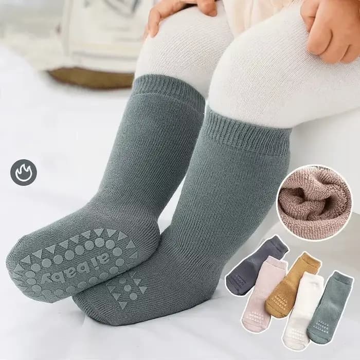 Chaussettes de sol épaisses pour enfants de 0 à 3 ans