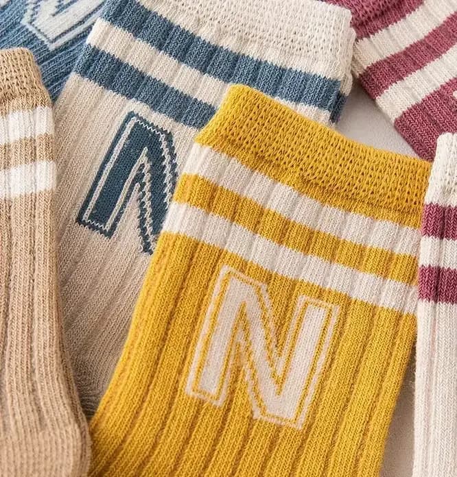 Chaussettes tricotées pour enfants coréens