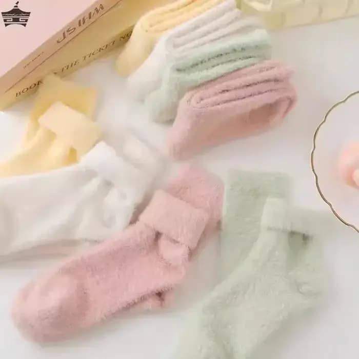 Chaussettes mi-tube épaisses pour femmes