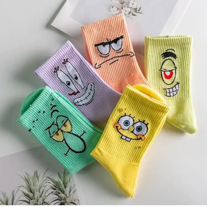 Chaussettes longues mignonnes de Bob l'éponge et Patrick Star pour hommes et femmes, chaussettes en coton, chaussettes de cheville à motif de dessin animé, chaussettes amusantes imprimées de dessins a