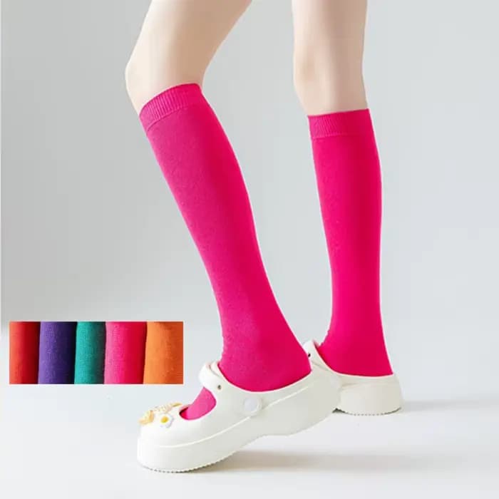 Élégant coloré genou haute femmes chaussettes d'hiver Dopamine couleur unie Klein bleu Rose rouge
