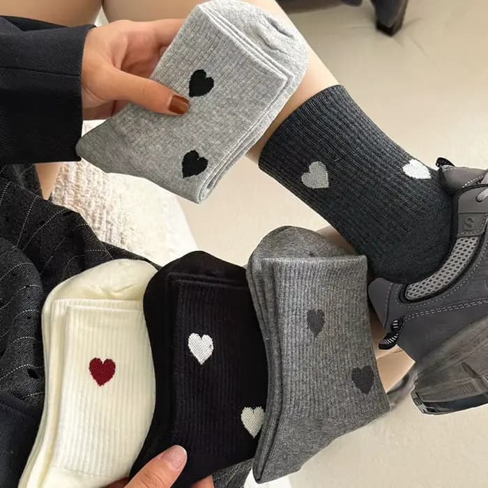 ALLTOOALL 4 paires femme chaussettes printemps automne chaussette respirante mignon coeur mode drôle cadeau