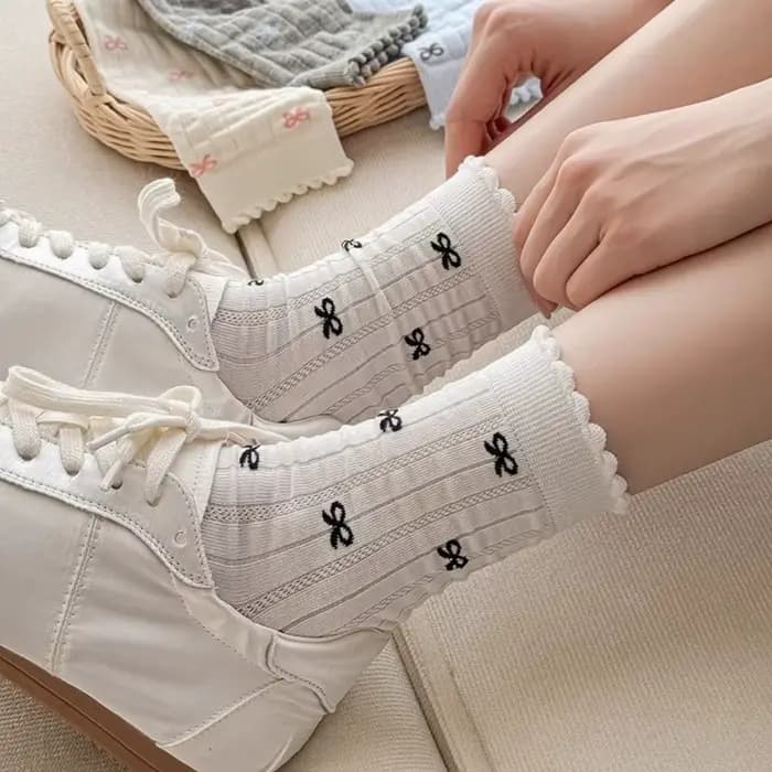 1 Paire de Chaussettes Mi-Mollet pour Femme à Motif Nœud