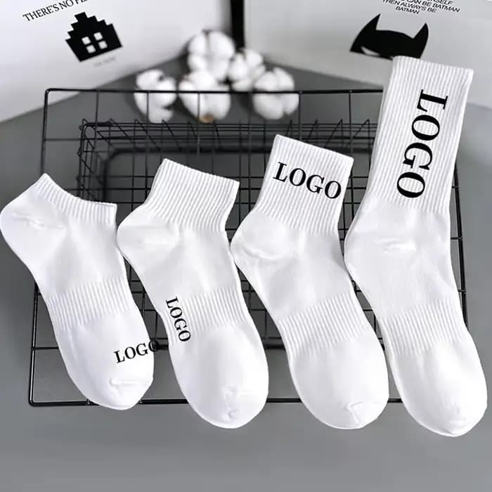 5 paires de chaussettes de sport en coton brodées personnalisées pour hommes et unisexe, avec logo, sans MOQ, modèle 2026