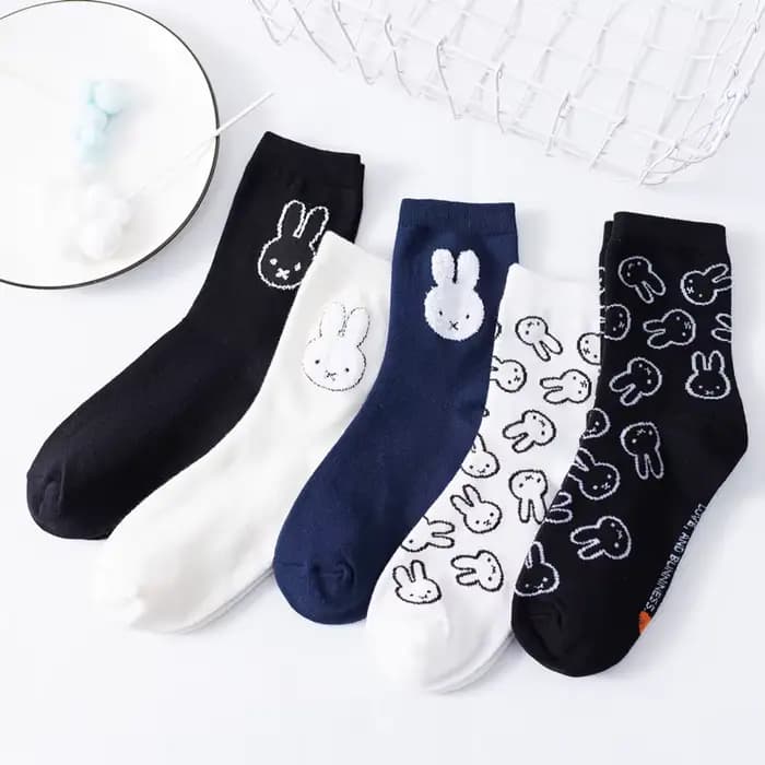 Kawaii Miffy coton cheville chaussettes minimaliste chérie mignon dessin animé lapin pour les filles tricot doux et confortable usage quotidien ​   Cadeau d'anniversaire