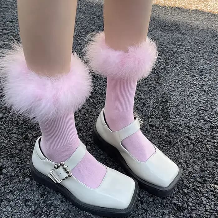 Chaussettes en fourrure rose pour femmes