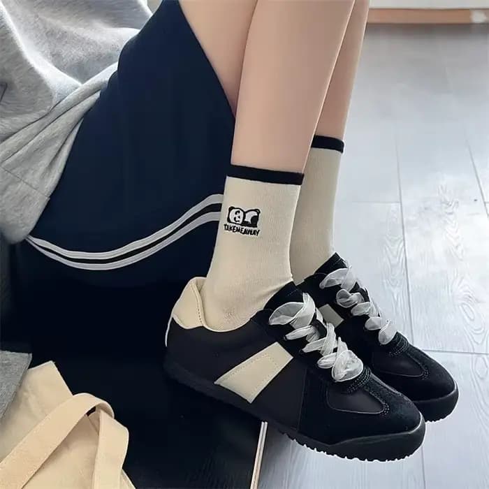 Chaussettes mi-tube respirantes pour femmes