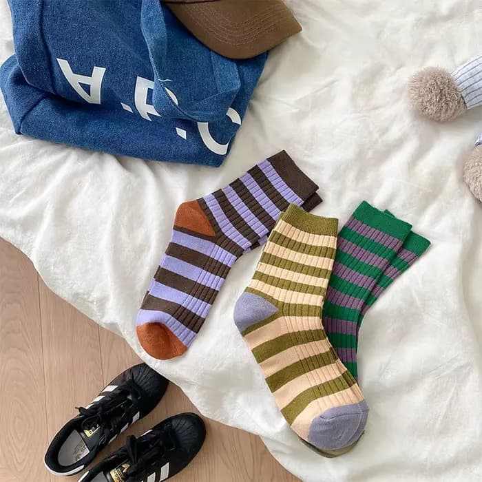 Chaussettes pour femmes, style coréen Harajuku, automne, printemps, hiver, sport de rue, rayures en coton, chaussettes mi-tube décontractées pour skateboard, cadeau pour filles