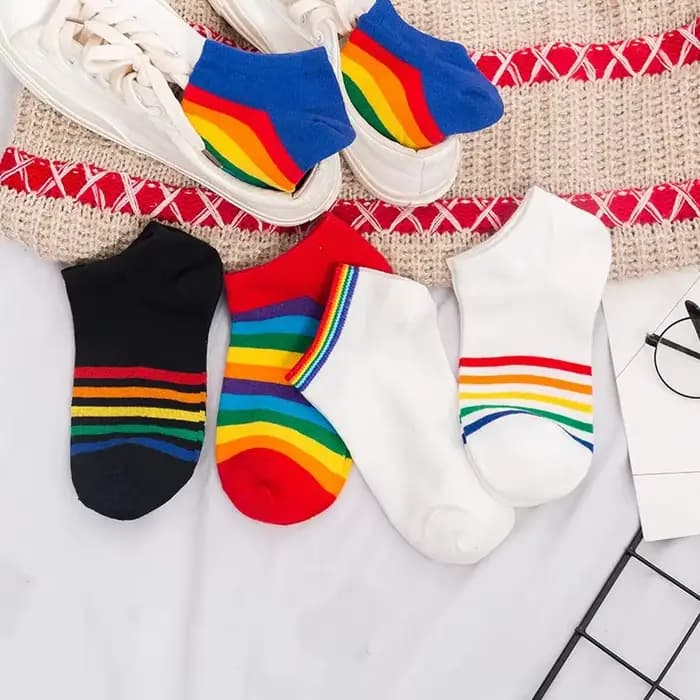 Chaussettes en coton Harajuku pour filles, chaussettes mignonnes, cheville allongée, dames, drôle, Kawaii, couleur jaune, blanc, noir
