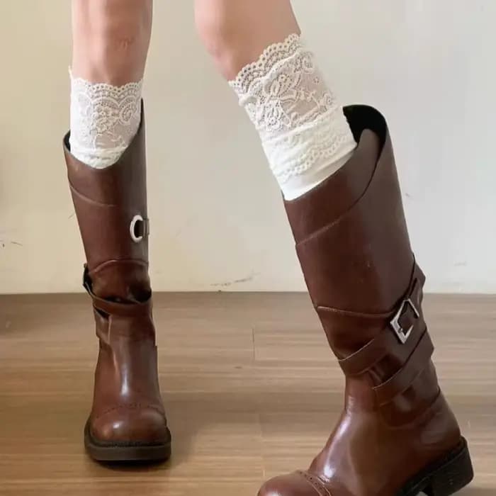 Chaussettes en dentelle pour femmes