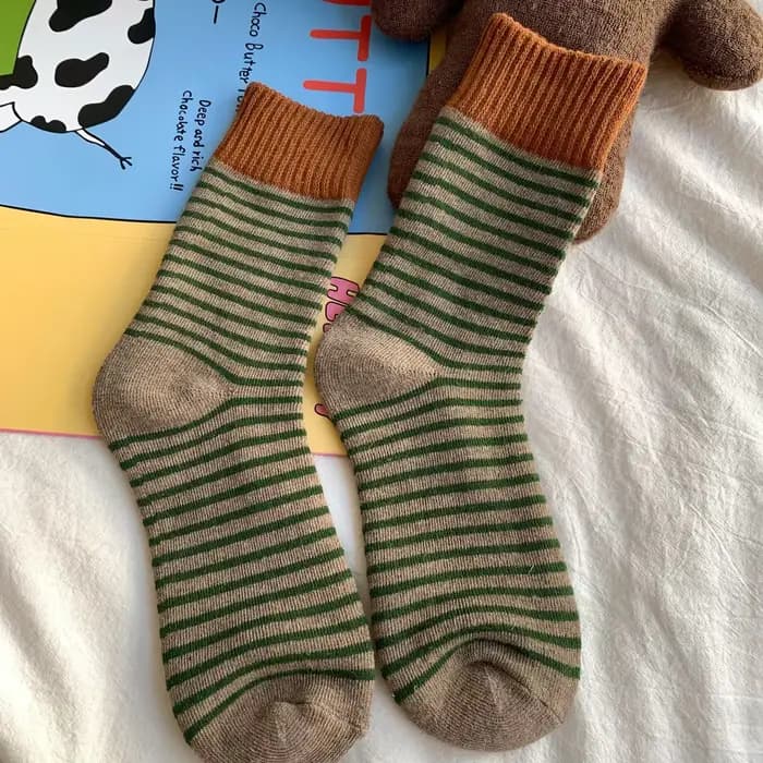Chaussettes chaudes et épaisses en laine pour femmes