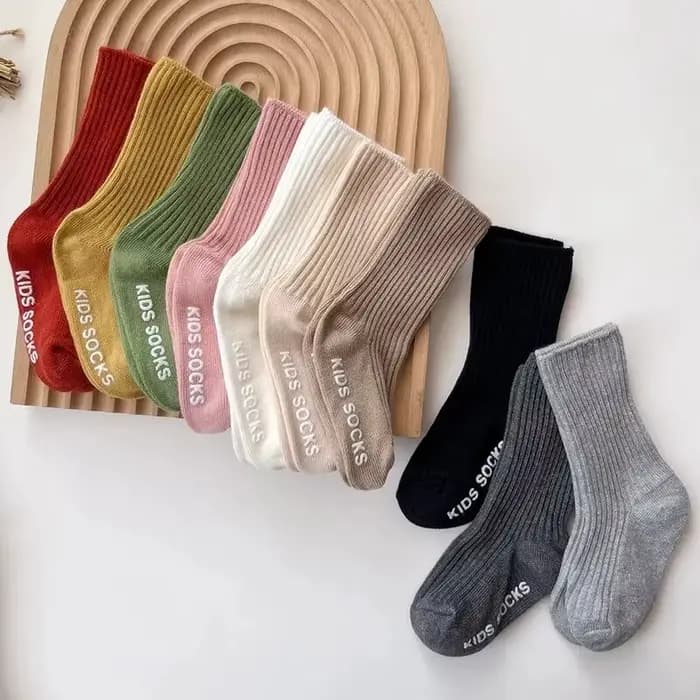 Chaussettes en coton à rayures pour bébés garçons et filles, 3 paires/lot, chaussettes souples pour enfants en bas âge, poignées en caoutchouc antidérapantes, chaussettes de sol pour 0-3 ans