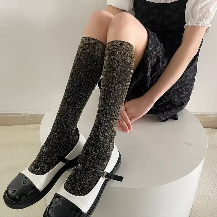 Chaussettes longues scintillantes pour femmes