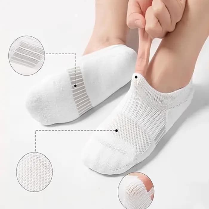 Chaussettes blanches invisibles pour femmes