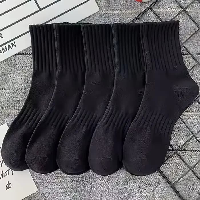 8/4 paires de chaussettes mi-mollet classiques à la mode pour femmes, chaussettes de sport noires et blanches, adaptées aux hommes et aux femmes, chaussettes pour femmes de grande taille : taille 36-4