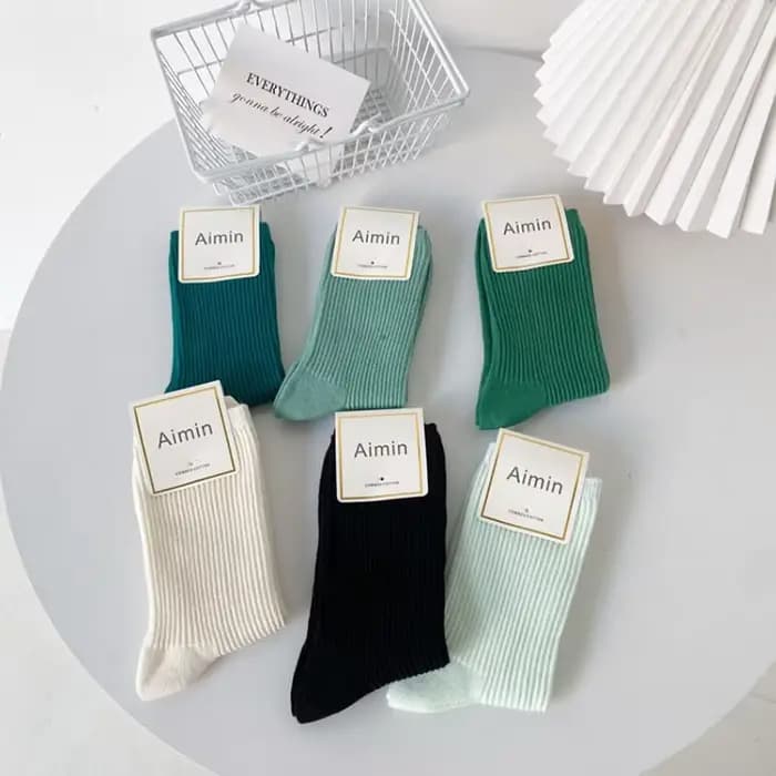 Chaussettes en coton solide pour femmes