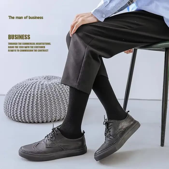 Chaussettes longues formelles pour hommes