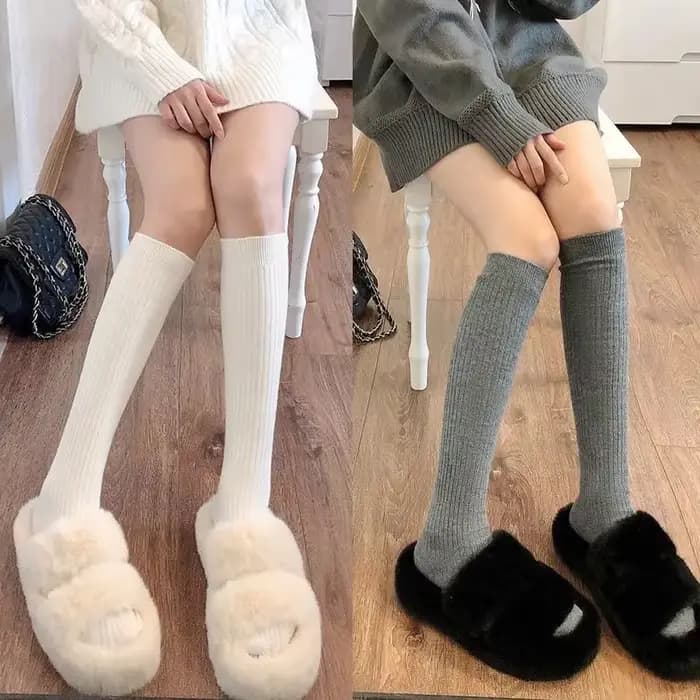 Chaussettes longues en laine tricotée pour femmes