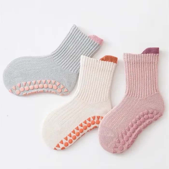 Chaussettes antidérapantes en coton pour bébés de 0 à 6 ans, 3 paires/lot, pour garçons et filles, coupe basse, pour enfants en bas âge, avec poignées en caoutchouc