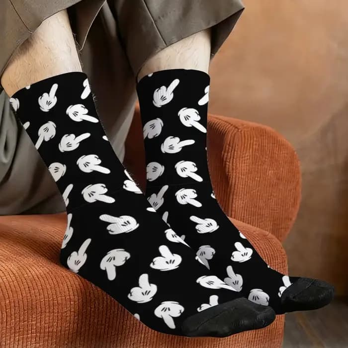 Chaussettes pour hommes imprimées de gestes de main de dessin animé rétro Harajuku-chaussettes décontractées de Style de rue novateur-chaussettes confortables respirantes et antidérapantes
