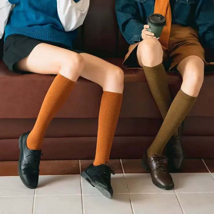 Chaussettes longues pour femmes, bas en coton biologique, couleur unie, chaudes, hautes jusqu'à la cuisse, pour dames et jeunes filles, mode streetwear, chaussettes décontractées au genou, style Haraj