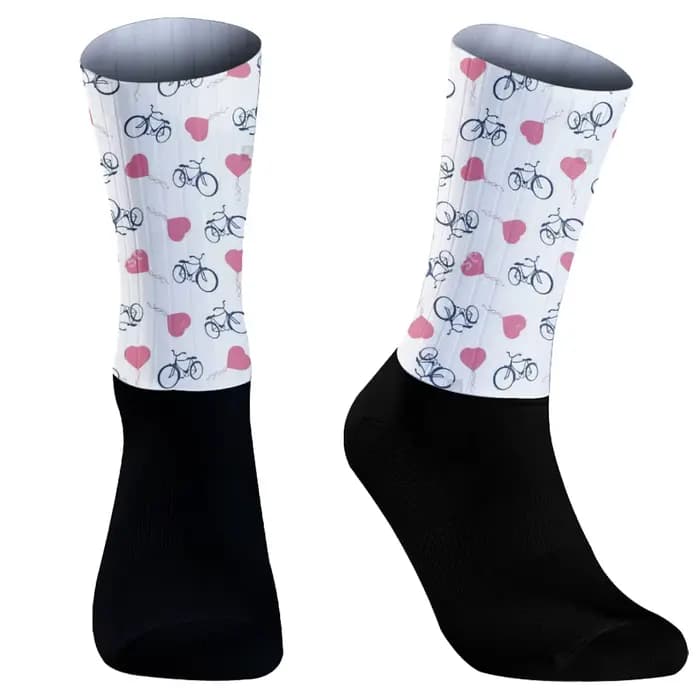 Chaussettes de cyclisme antidérapantes 2026 respirantes en silicone, chaussettes de sport aérodynamiques pour vélo, chaussettes d'été fraîches et confortables pour hommes et femmes