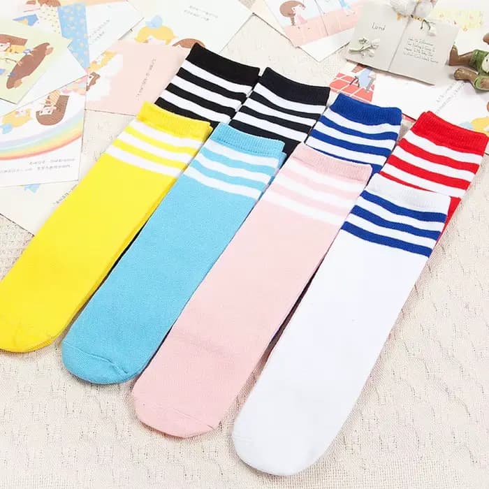 Chaussettes hautes pour enfants