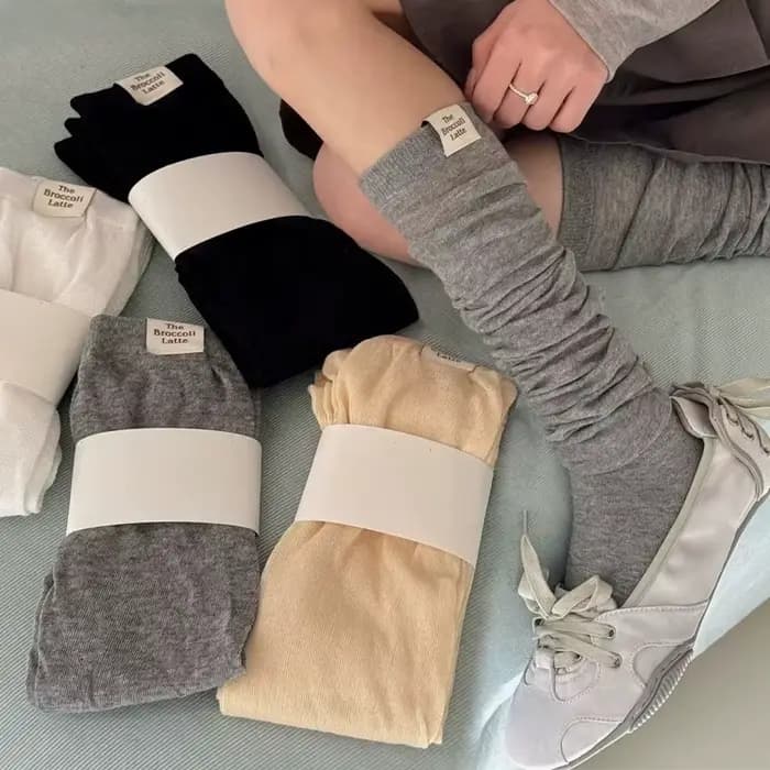 Chaussettes hautes coréennes pour femmes