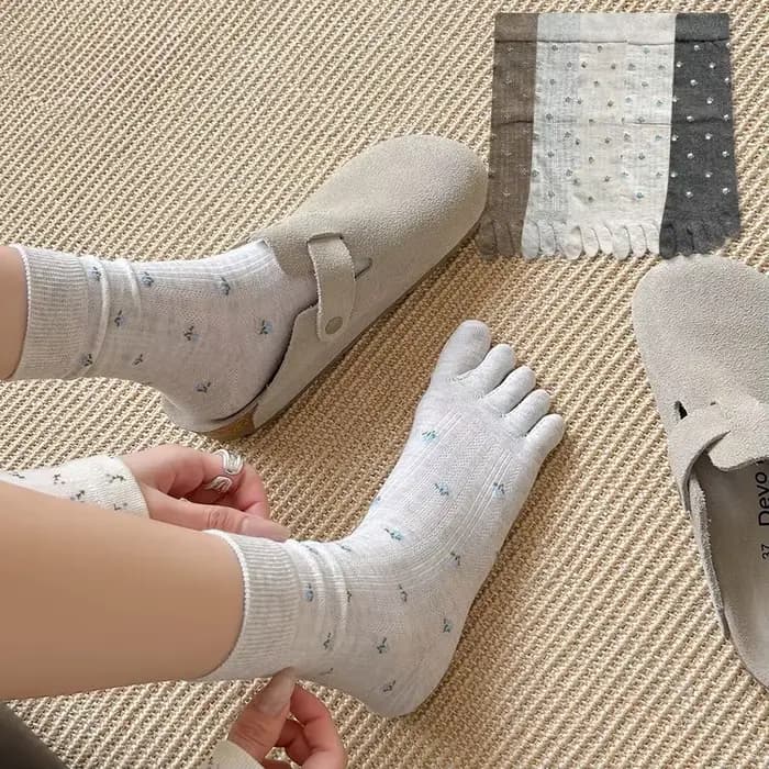 Chaussettes d'été fines en coton pour femmes
