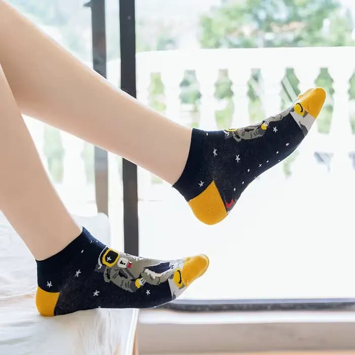 Chaussettes courtes invisibles pour hommes et femmes, chaussettes d'été de qualité, décontractées, couleur printemps, coton peigné, bateau