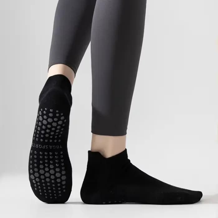 1 paire de chaussettes de Pilates pour femmes