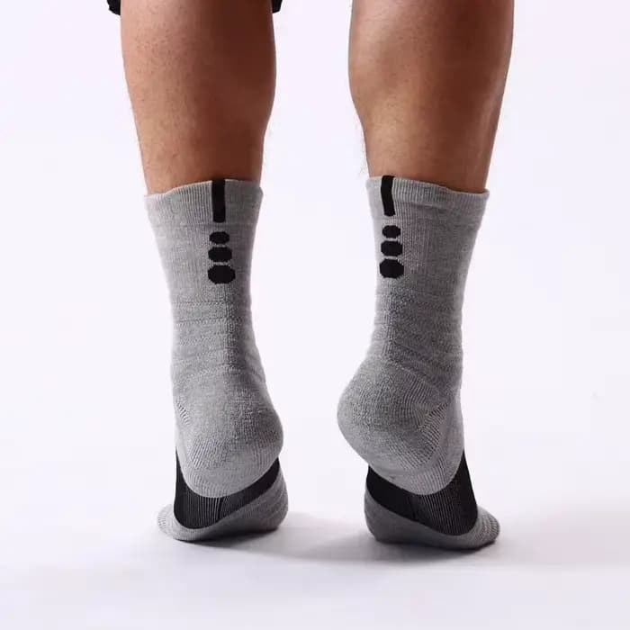 Chaussettes de sport mi-mollet pour hommes