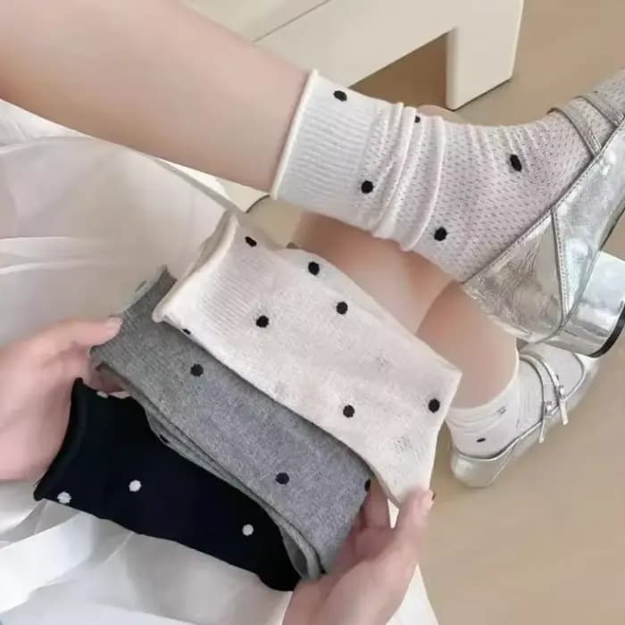 Chaussettes à pois pour femmes