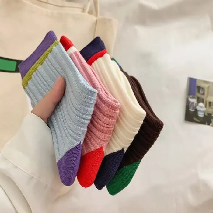Chaussettes à la mode pour femmes