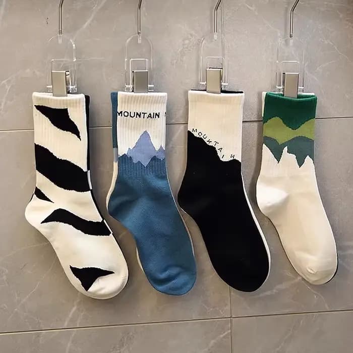 Chaussettes de mode désodorisantes Hip Hop Skateboard rayé mi Tube chaussettes couleur unie respirant coton chaussettes pour femmes chaussettes mignonnes