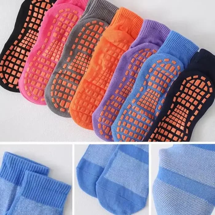 Chaussettes antidérapantes en coton pour enfants et adultes