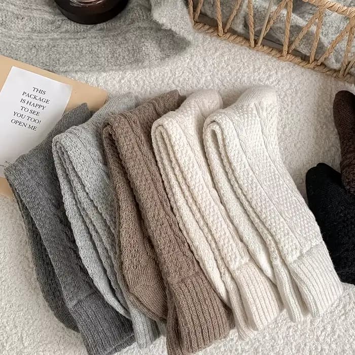 Chaussettes pour femmes nouveau automne hiver couleur unie décontracté longues