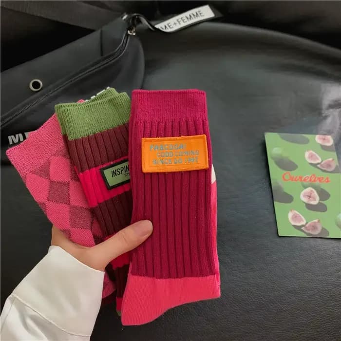 Chaussettes tendance pour femmes