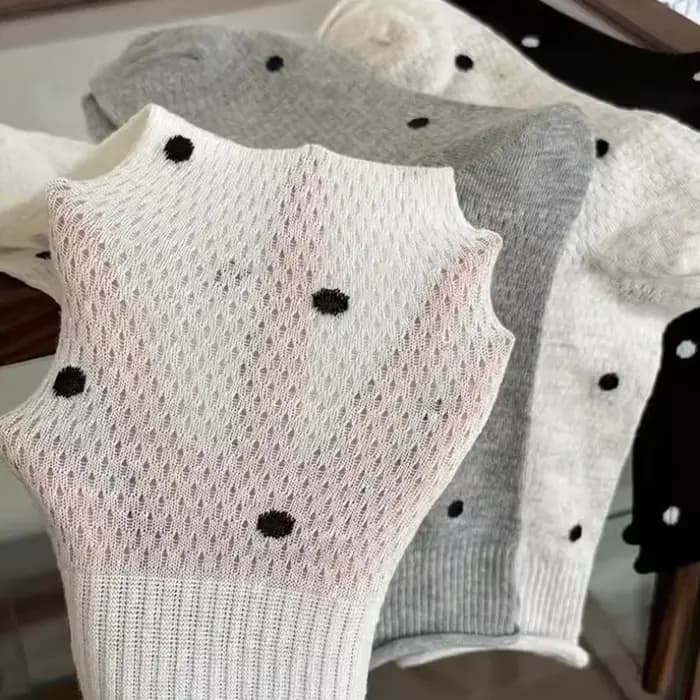 Chaussettes à pois pour femmes