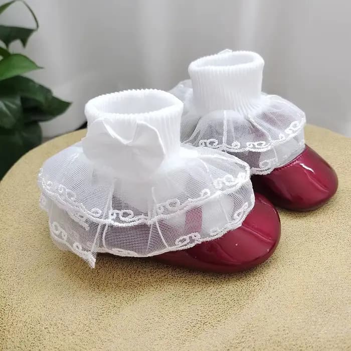 Chaussettes en dentelle pour nouveau-né